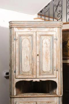 Swedish Gustavian Period 1800s Corner Cabinet with Carved Doors and Open Shelf - 3498292