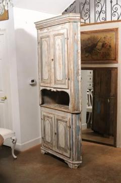 Swedish Gustavian Period 1800s Corner Cabinet with Carved Doors and Open Shelf - 3498366