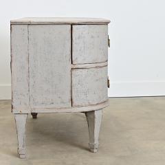 Swedish Gustavian Period Bow front Commode - 4578273