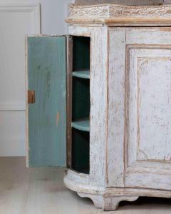 Swedish Gustavian Period Two Part Corner Cabinet with Original Paint Late 18th - 4577490