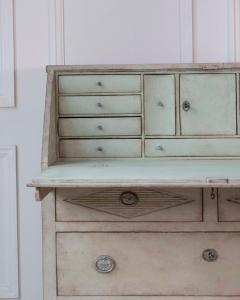 Swedish Gustavian Slant Front Secretary in Original Cream Paint 19th Century - 4577607