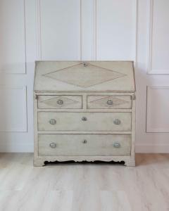 Swedish Gustavian Slant Front Secretary in Original Cream Paint 19th Century - 4577658