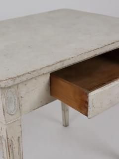 Swedish Gustavian Style 1850s Painted Desk with Single Drawer and Tapered Legs - 3595904