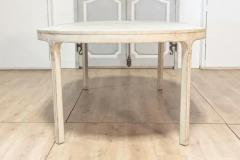 Swedish Gustavian Style 1890s Light Gray Painted Dining Table with Oval Top - 3715286