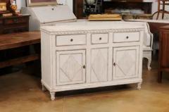 Swedish Gustavian Style 19th Century Painted Sideboard with Carved Motifs - 3547431
