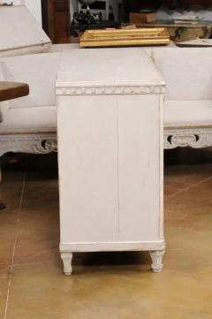Swedish Gustavian Style 19th Century Painted Sideboard with Carved Motifs - 3547437