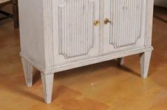 Swedish Gustavian Style 19th Century Painted Wood Sideboard with Reeded Motifs - 3485563
