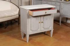 Swedish Gustavian Style 19th Century Painted Wood Sideboard with Reeded Motifs - 3485566