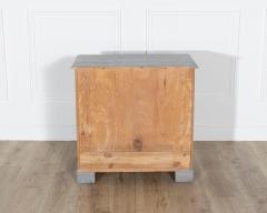 Swedish Gustavian Style Painted Chest of Drawers circa 1960 - 4336759