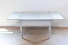 Swedish Gustavian Style Painted Coffee Table with Drop Leaves 20th Century - 3722293