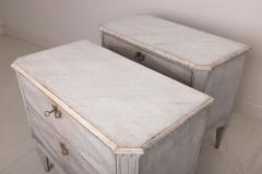 Swedish Gustavian Style Pair of Painted Bedside Commodes with Marbleized Tops - 2780870