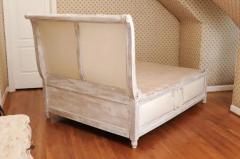 Swedish Late 18th Century Neoclassical Painted Bed with Medallions - 3451217