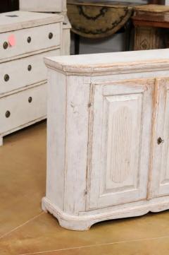 Swedish Late Gustavian Period 1820s Painted Buffet with Carved Reeded Doors - 3544757