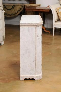 Swedish Late Gustavian Period 1820s Painted Buffet with Carved Reeded Doors - 3544760