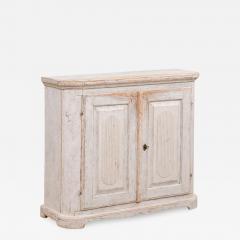 Swedish Late Gustavian Period 1820s Painted Buffet with Carved Reeded Doors - 3546817
