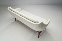 Swedish Mid Century Sofa with Structural Legs Sweden 1960s - 2273072