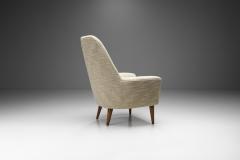 Swedish Modern Armchair with Tapered Wooden Legs Sweden 1950s - 2223427