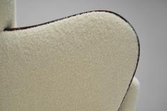 Swedish Modern Sofa with Stained Oak Frame and in White Upholstery Sweden 1940s - 4142631