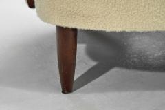 Swedish Modern Sofa with Stained Oak Frame and in White Upholstery Sweden 1940s - 4142632