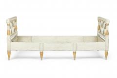 Swedish Neoclassic White and Gilt Painted DayBed - 4169327
