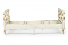 Swedish Neoclassic White and Gilt Painted DayBed - 4169331