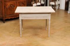 Swedish Neoclassical 1790s Painted Wood Wall Table with Carved Waterleaf Motifs - 3498508