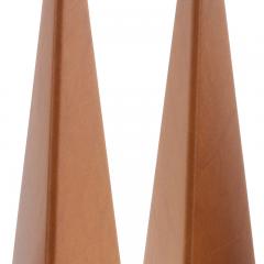 Swedish Pair of Triangular Table Lamps in Tan Leather - 3481686