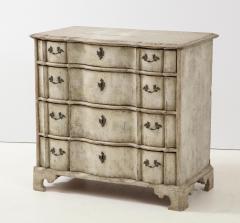 Swedish Serpentine Commode - 1582986