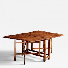 Swedish Table in Pine with two folding Leaves - 4683819