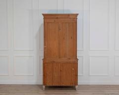 Swedish glass display case in antique white late 19th early 20th century - 4437736