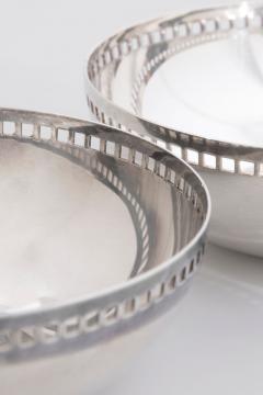 Swid Powell Pair of Richard Meier for Swid Powell Silver Plate Post Modern Bowls - 4597742