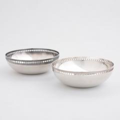Swid Powell Pair of Richard Meier for Swid Powell Silver Plate Post Modern Bowls - 4598185