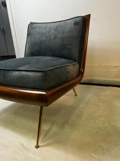 T H Robsjohn Gibbings PAIR OF MODERN WOOD AND BRASS LEG CHAIRS IN THE MANNER OF GIBBINGS - 2822074