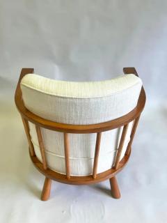 T H Robsjohn Gibbings Pair of Mid Century Modern Lounge Chairs by T H Robjohn Gibbings - 3319475