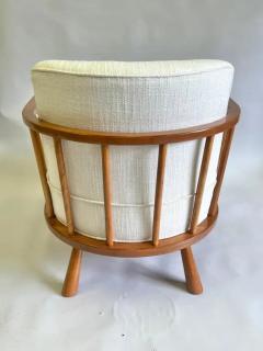 T H Robsjohn Gibbings Pair of Mid Century Modern Lounge Chairs by T H Robjohn Gibbings - 3319488