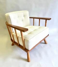 T H Robsjohn Gibbings Pair of Mid Century Modern Lounge Chairs by T H Robjohn Gibbings - 3319502