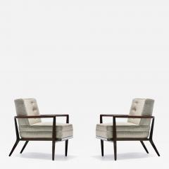 T H Robsjohn Gibbings Pair of T H Robsjohn Gibbings Lounge Chairs in Romo Fabric for Widdicomb - 2823049