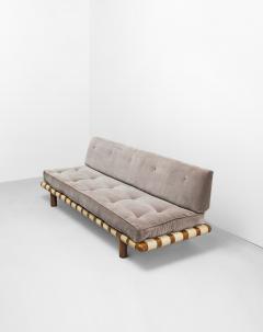 T H Robsjohn Gibbings Sofa Model no 1711 - 3408904