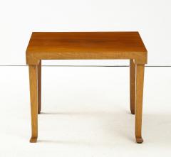 T H Robsjohn Gibbings WALNUT SIDE TABLE BY T H ROBSJOHN GIBBINGS FOR SARIDIS - 2458044