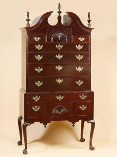 THE LOWELL THAYER FIELD FAMILIES CHIPPENDALE BONNET TOP HIGHBOY - 3027515