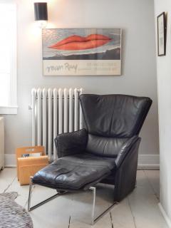 The Unus Armchair - 4406765