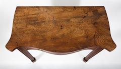 Thomas Chippendale English Chippendale Single Drawer Serpentine Mahogany Side Table circa 1760 - 4791088