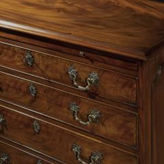 Thomas Chippendale George III Chippendale Chest of Drawers - 2375557