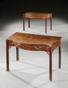 Thomas Chippendale Pair of Georgian Period Mahogany Serpentine Sidetables Matched  - 1155521