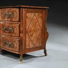 Thomas Hache Early 18th Century Regence Burr Maple Commode Attributed to Thomas Hache - 3935753