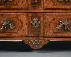 Thomas Hache Early 18th Century Regence Burr Maple Commode Attributed to Thomas Hache - 3935766