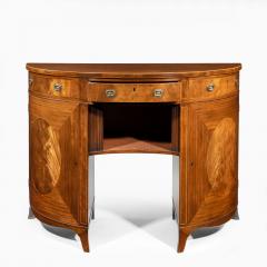 Thomas Sheraton A fine pair of George III figured mahogany side cabinets Thomas Sheraton - 1793511