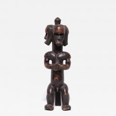 Three Headed Fang Style Figure - 4173615