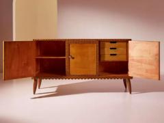 Three door sideboard in oak wood with carved chestnut inserts Italy 1940s - 3919448