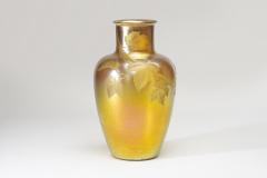 Tiffany Studios Large Gold Iridescent Vase with Intaglio Decoration - 4417970